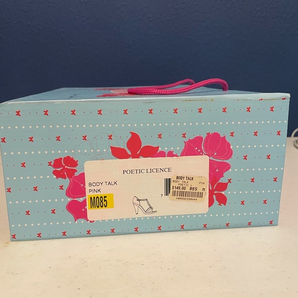 Poetic Licence Body Talk Pink High Heel shoe - Picture 5 of 5